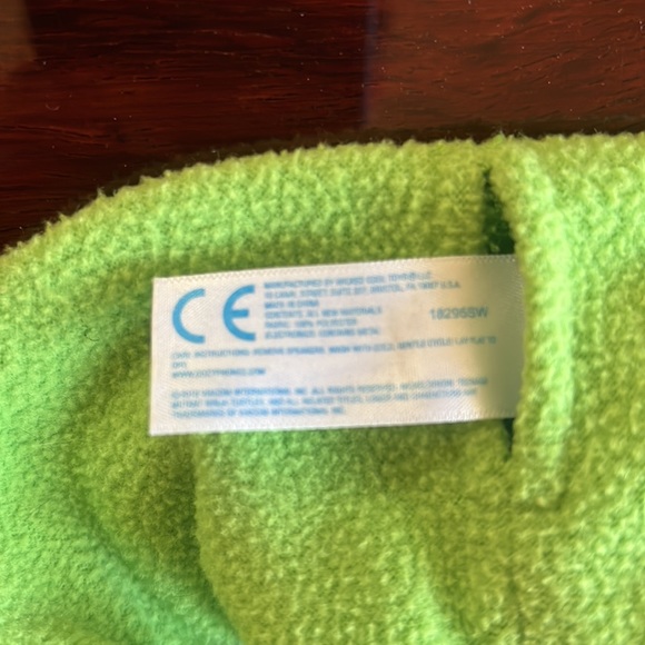 CozyPhones Teenage Mutant Ninja Turtles Leonardo Fleece Headband - Picture 5 of 8